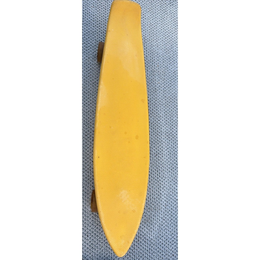 Vintage! ~ 1970's Era / California Free Former / Yellow / Plastic‎ Skateboard!